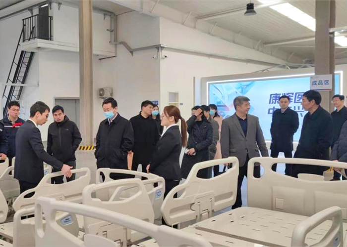 河北省秦皇島市市委常委、開發(fā)區(qū)黨工委副書記兼管委會常務(wù)副主任樊海濤一行蒞臨久久艷陽秦皇島公司考察調(diào)研